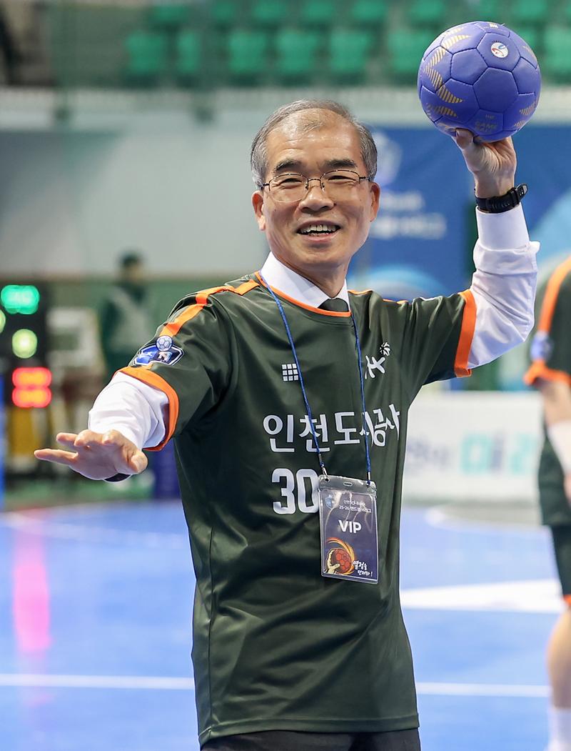 핸드볼 H리그 시구 사진